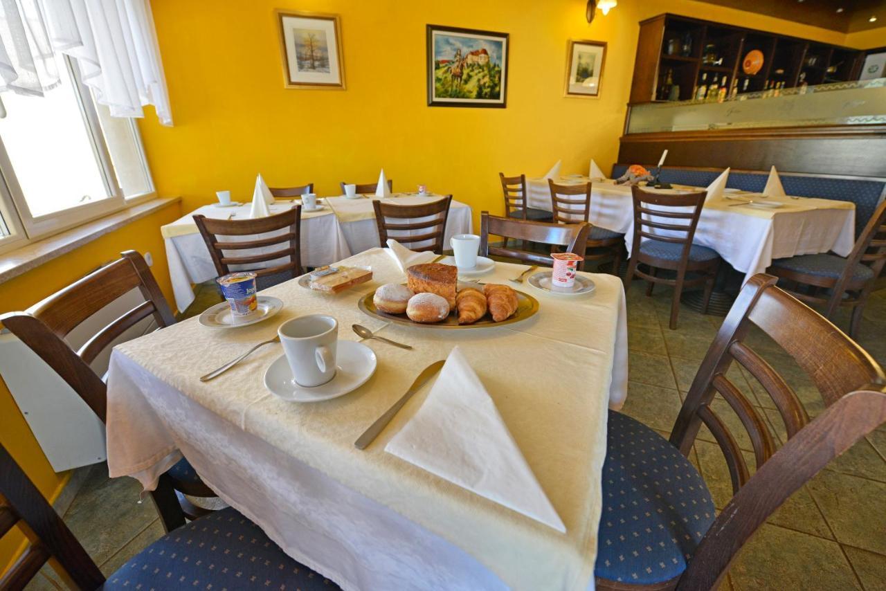 Bed And Breakfast Julia Seget  Esterno foto